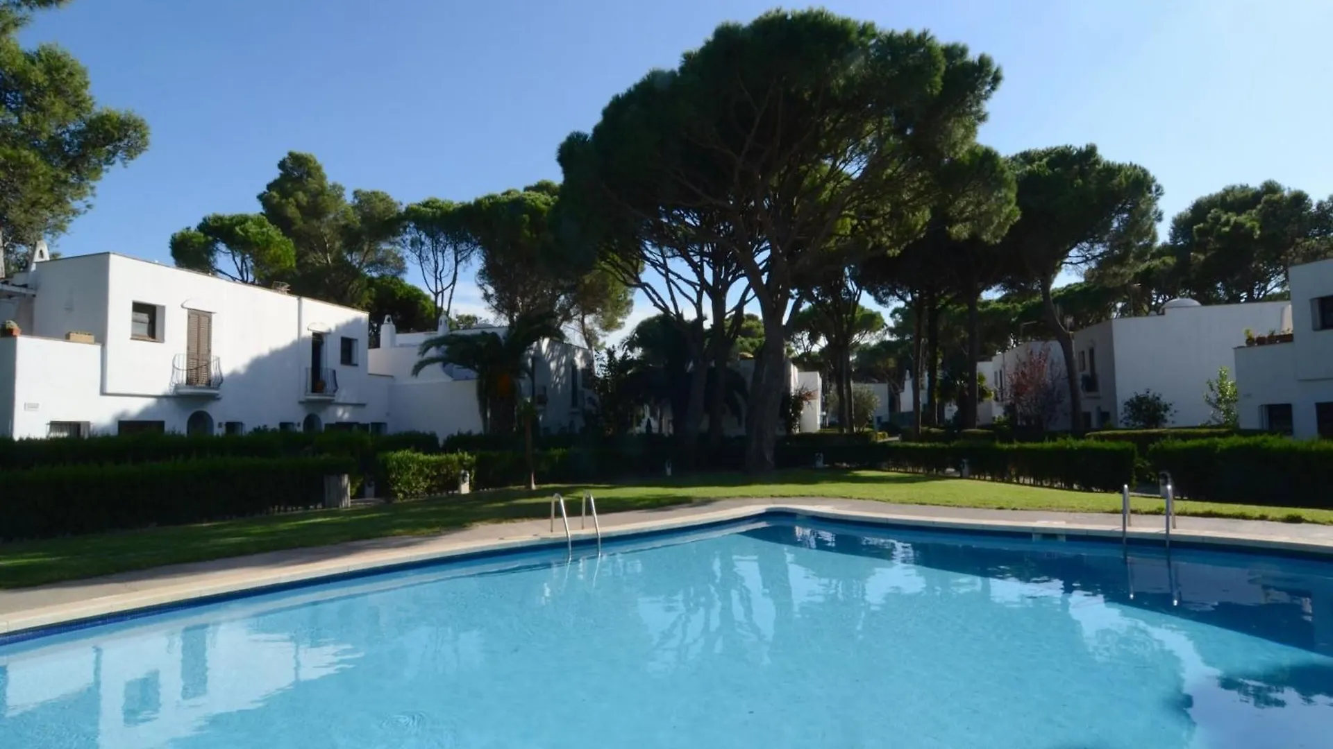 Piverd Del Golf 56 Pals Holiday home
